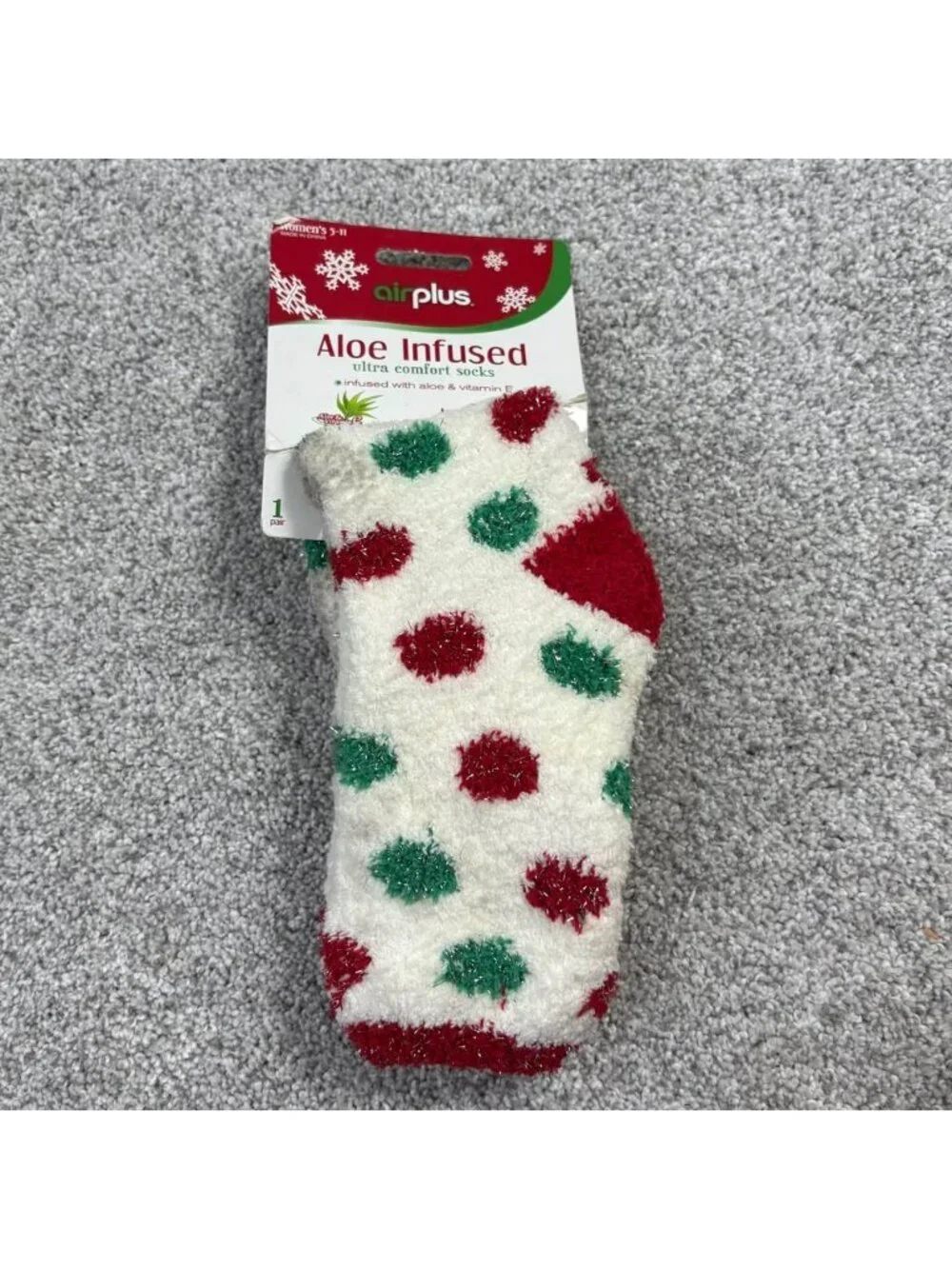 Airplus Aloe Infused Ultra Comfort Socks Christmas Polka Dot